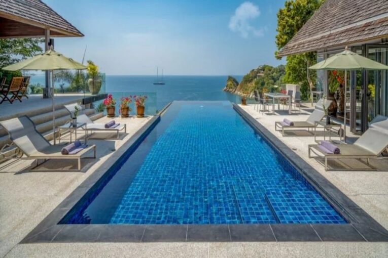 Magnifique Villa avec vue mer située à Kamal – 7 pièces – 5 chambres – 816 m²