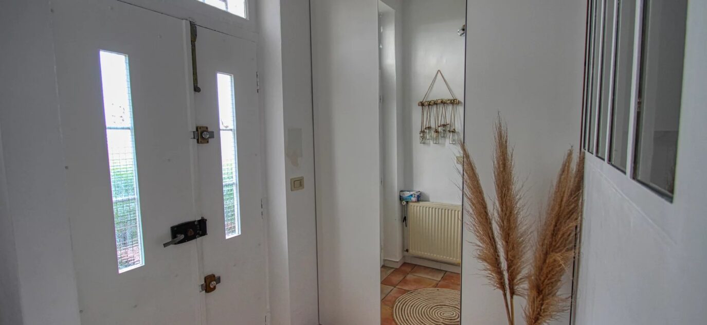 NICE “MONT GROS” | 2P 42m² | Jardin 30m² | Vue mer – 2 pièces – 1 chambre – NR voyageurs – 42 m²