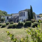VILLA CONTEMPORAINE 20 mn Sud-Est d’Aix en Provence – 7 pièces – 5 chambres – 240 m²