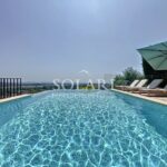 Villa avec piscine pour 10 personnes – Vue dégagée jusqu’à la mer – Mandelieu – 5 chambres – 1 voyageur – 250 m²
