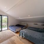 LOCATION VILLA LA GUERANDIÈRE , POUR 12 PERSONNES AVEC PISCINE ET JACUZZI, AU MOULLEAU – ARCACHON – NR chambres – 1 voyageur – 280 m²