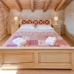 Villa en pierre sur l’île de Hvar – 6 pièces – 5 chambres – 350 m²