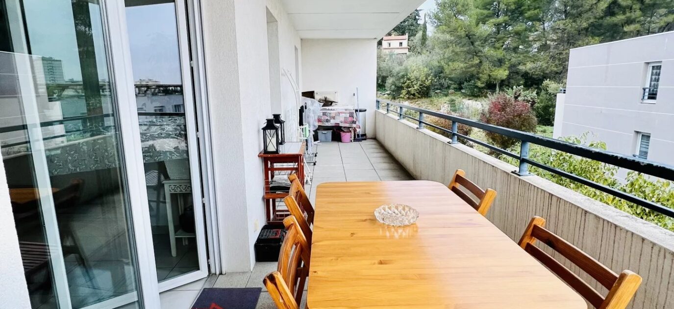 Appartement lumineux avec terrasse à Nîmes – 3 pièces – 2 chambres – 63.5 m²