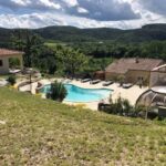 Ardèche proximité de la Drôme – Propriété de 200m²  sur 2 700m² de terrain – 7 pièces – NR chambres – 156 m²