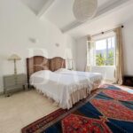 Gassin – Magnifique villa au coeur d’un domaine fermé aux portes de Saint-Tropez. – 7 pièces – 4 chambres – 14 voyageurs – 240 m²
