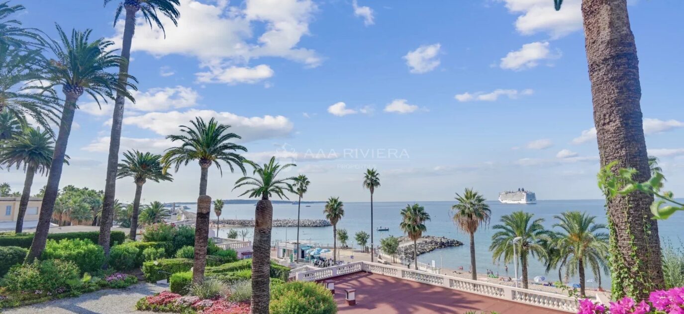 Cannes – Plage du midi – Appartement d’exception donnant sur la mer – 8 pièces – 6 chambres – 14 voyageurs – 310.75 m²
