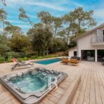 LOCATION VILLA LA GUERANDIÈRE , POUR 12 PERSONNES AVEC PISCINE ET JACUZZI, AU MOULLEAU – ARCACHON – NR chambres – 1 voyageur – 280 m²