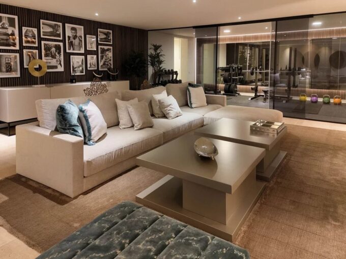 Splendide villa luxueuse située à Benahavis – 7 pièces – 5 chambres – 628 m²