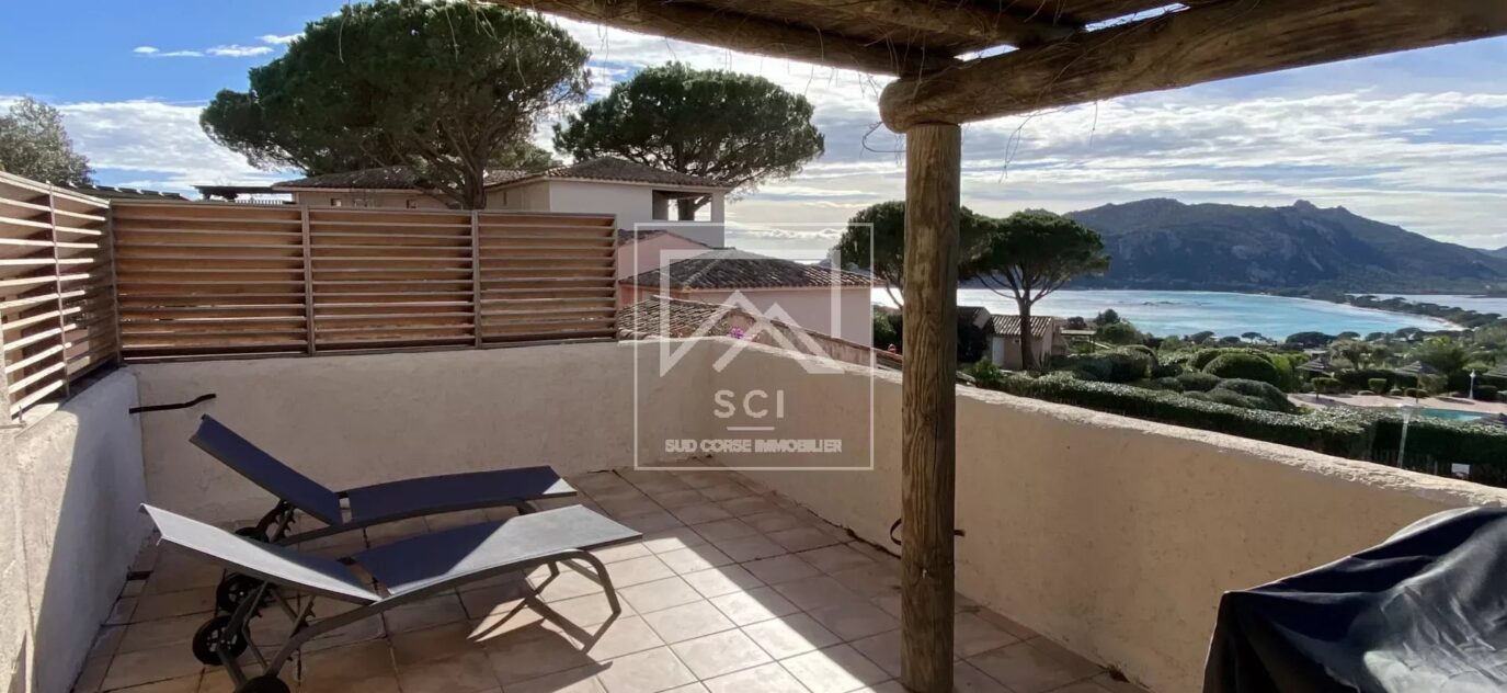 Appartement 2 chambres, vue mer, plage à pied, Santa Giulia – 3 pièces – 2 chambres – 14 voyageurs – 47 m²