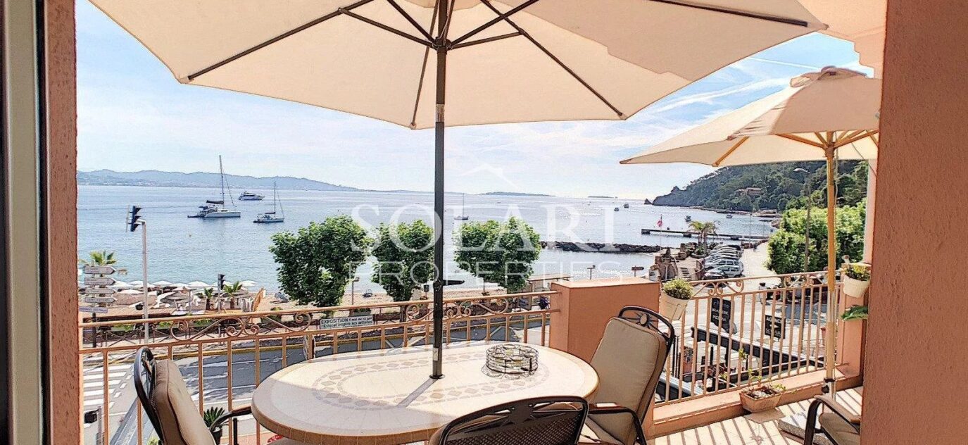 Location de vacances : 3 pièces face à la mer proche de Cannes – 3 pièces – 2 chambres – 4 voyageurs – 61 m²