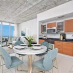 Miami.   vue mer – 2 pièces – 1 chambre – 737 m²