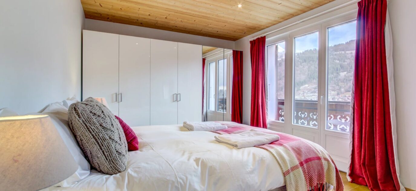 Magnifique appartement en duplex de 4 chambres au centre de Morzine avec une grande terrasse – 8 pièces – 4 chambres – 8 voyageurs – 144.49 m²