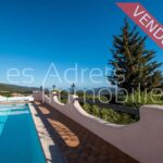 VIlla atypique vue panoramique baie de Cannes et Estérel – 7 pièces – 4 chambres – NR voyageurs – 200 m²