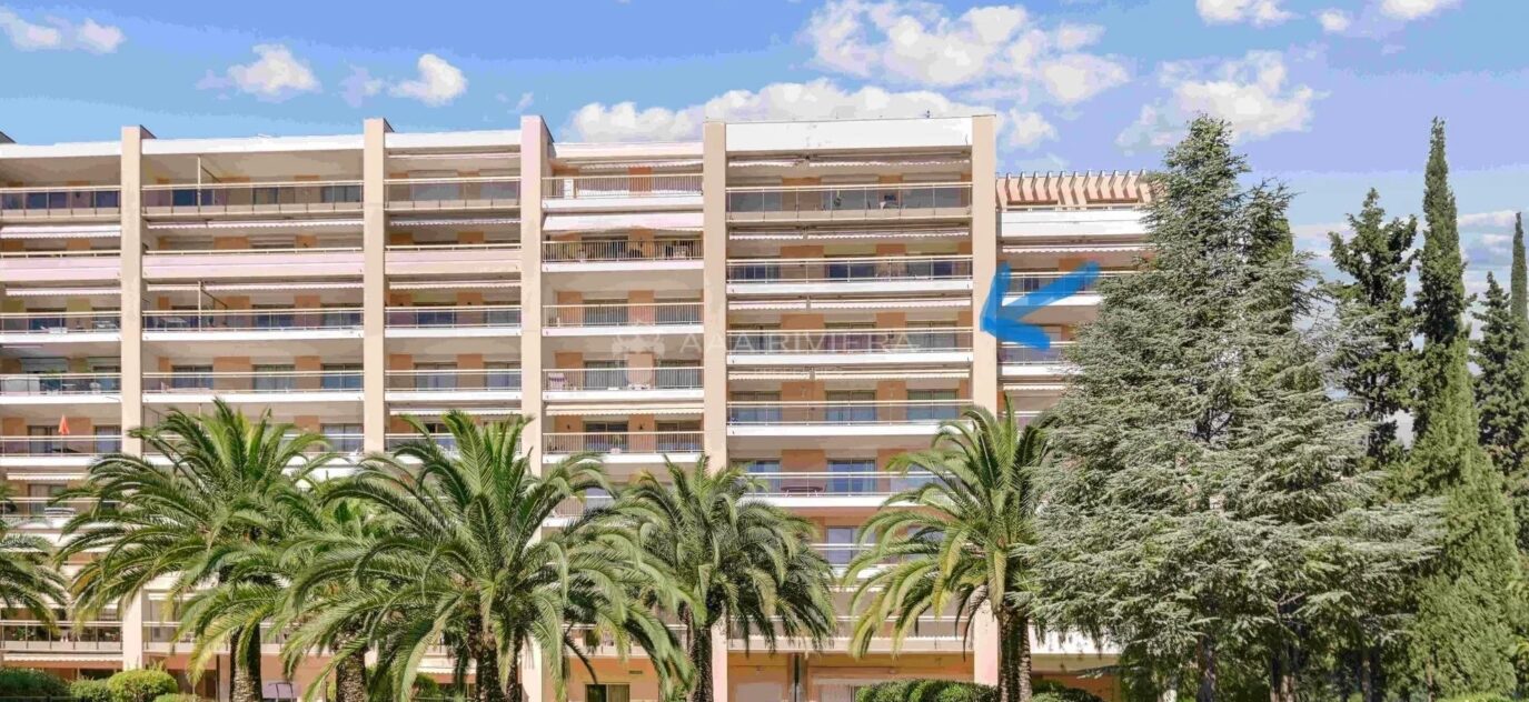 VENDU – Exclusivité – Mandelieu Cannes Marina – Beau 3 pièces avec terrasse de 21m² et garage dans résidence de standing avec gardien, piscine et tennis – 3 pièces – 2 chambres – 14 voyageurs – 64 m²