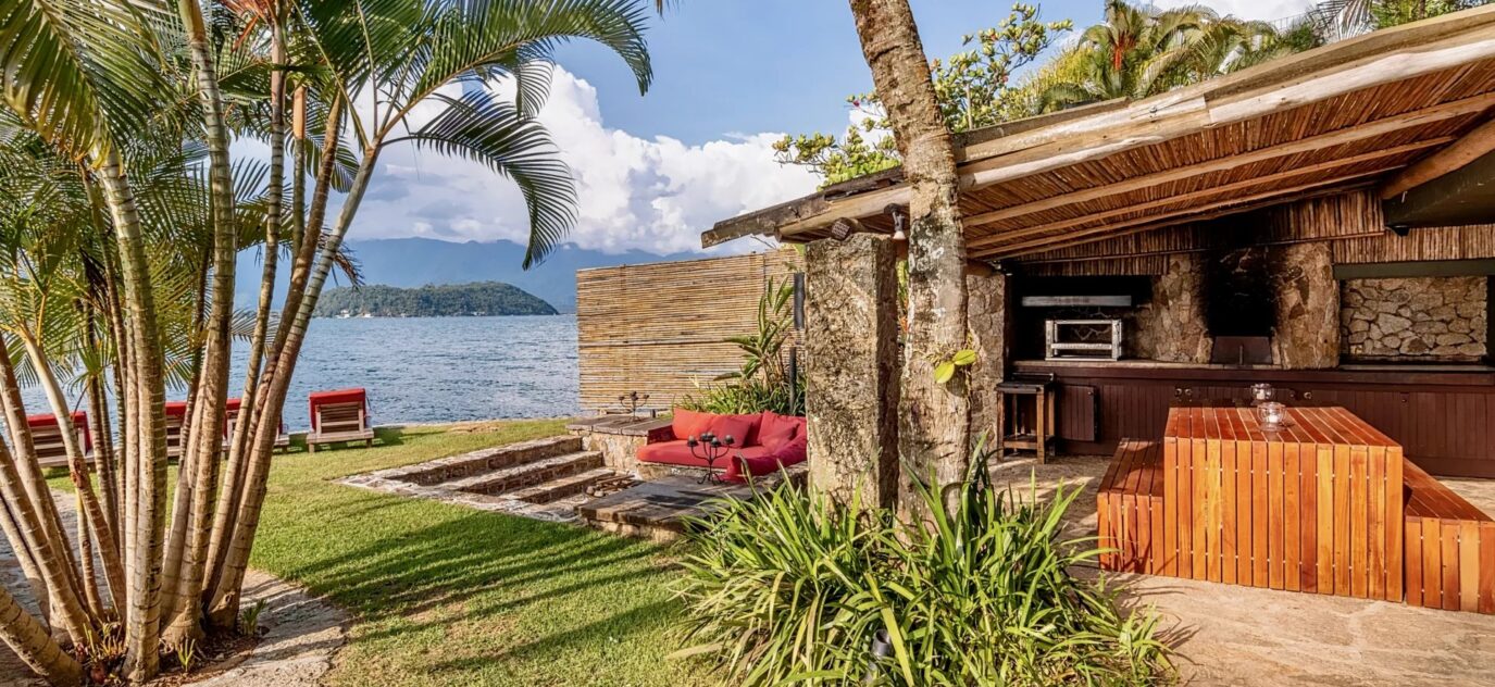 Propriété pieds dans l eau  exclusive  dans une île paradisiaque à Angra dos Reis – 10 pièces – NR chambres