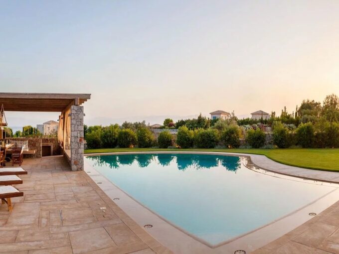 Splendide villa de luxe avec une vue imprenable sur la mer – 5 pièces – 4 chambres – 240 m²