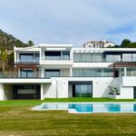 Splendide villa contemporaire avec vue sur la mer située à Marbella – 7 pièces – 5 chambres – 1174 m²