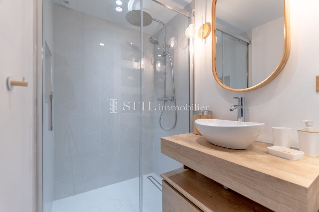 location villa – 5 pièces – 4 chambres