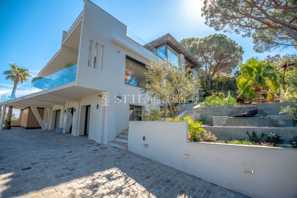 location villa – 5 pièces – 4 chambres