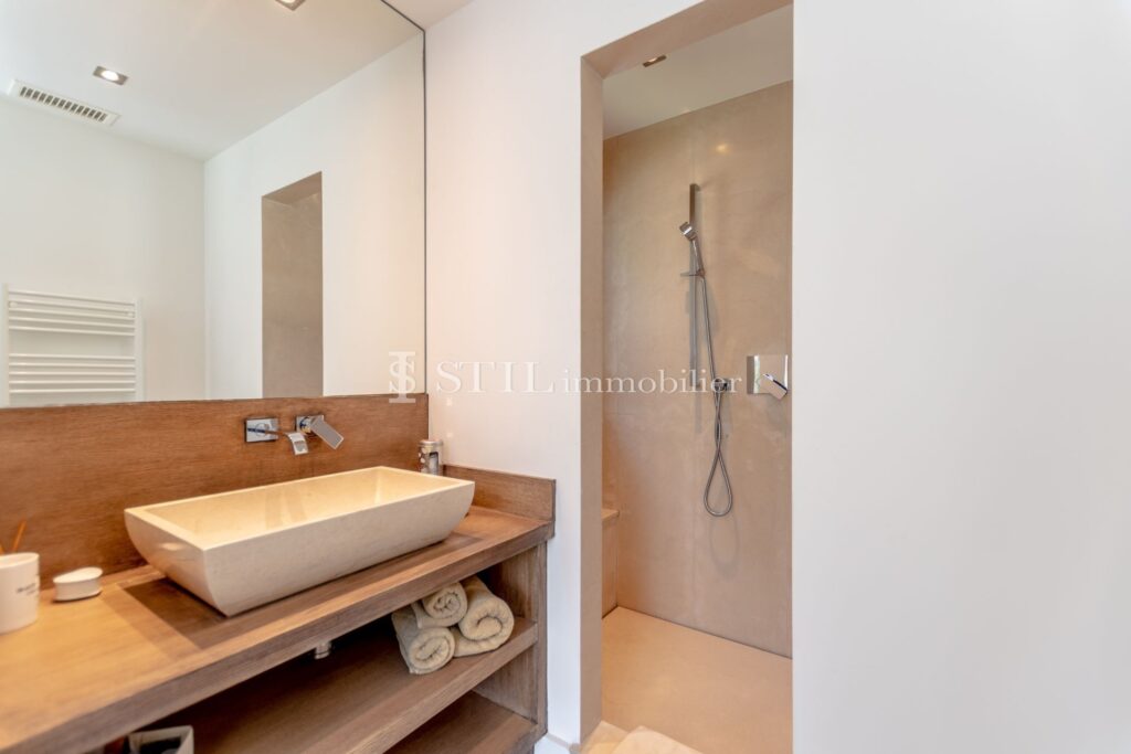 vente villa 5 Pièce(s) – 5 pièces – 3 chambres