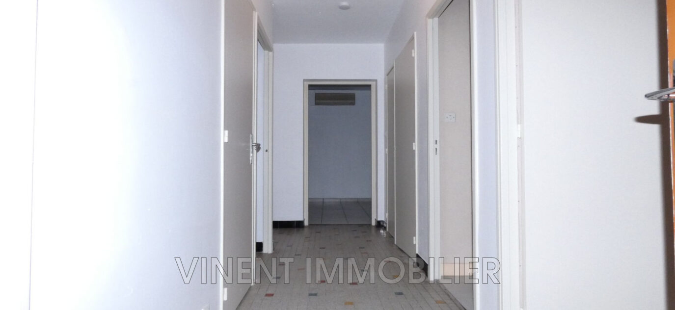 location appartement 4 Pièce(s) – 4 pièces – 2 chambres – NR voyageurs – 69.00 m²