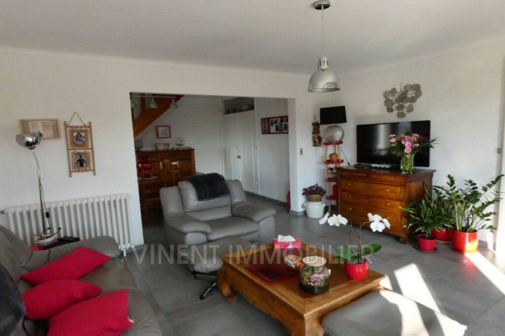 vente maison 8 Pièce(s) – 8 pièces – 5 chambres – NR voyageurs – 152.00 m²