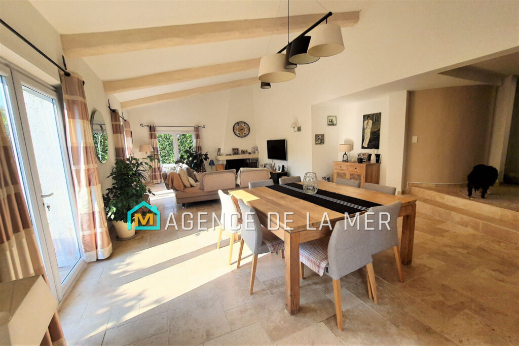 vente maison 4 Pièce(s) – 4 pièces – 3 chambres – 160.00 m²