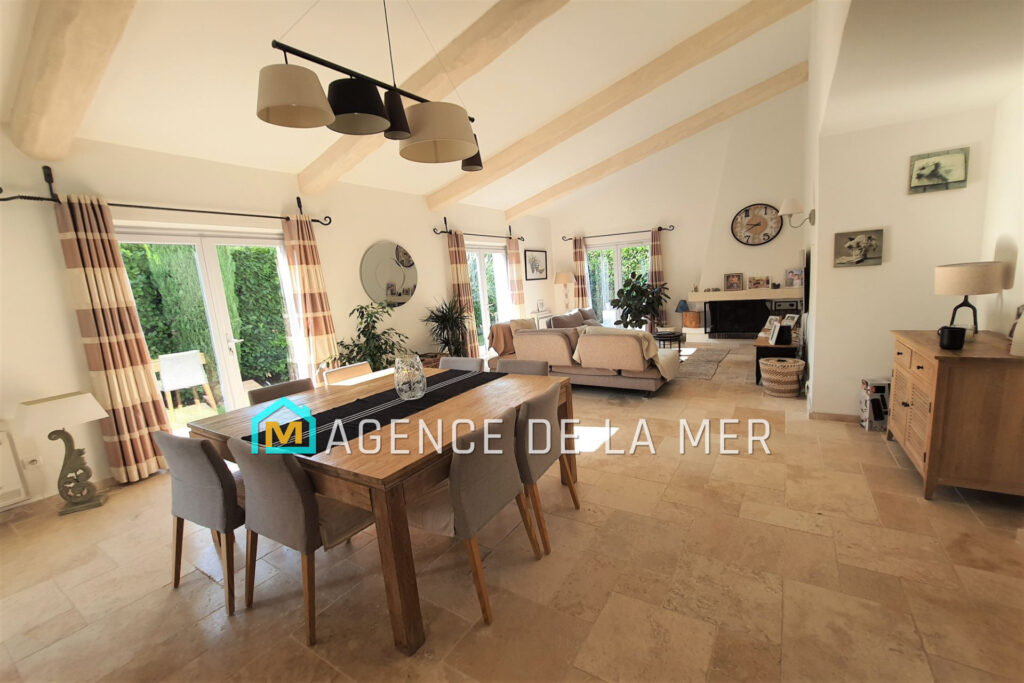 vente maison 4 Pièce(s) – 4 pièces – 3 chambres – 160.00 m²