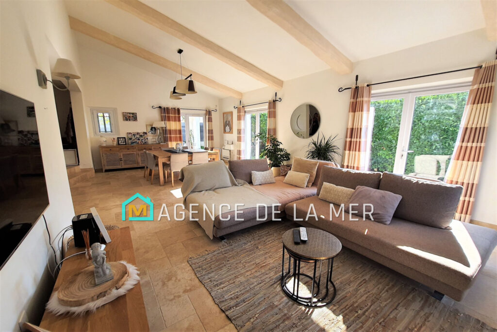 vente maison 4 Pièce(s) – 4 pièces – 3 chambres – 160.00 m²