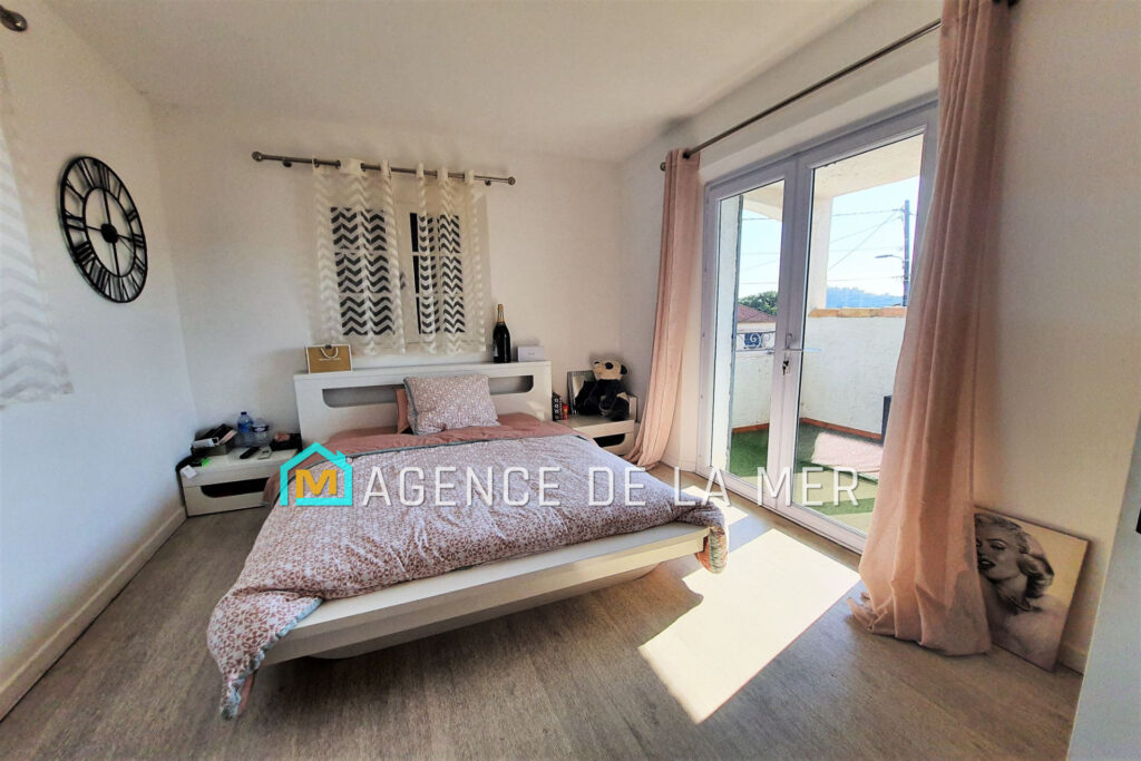 vente maison 4 Pièce(s) – 4 pièces – 3 chambres – 160.00 m²