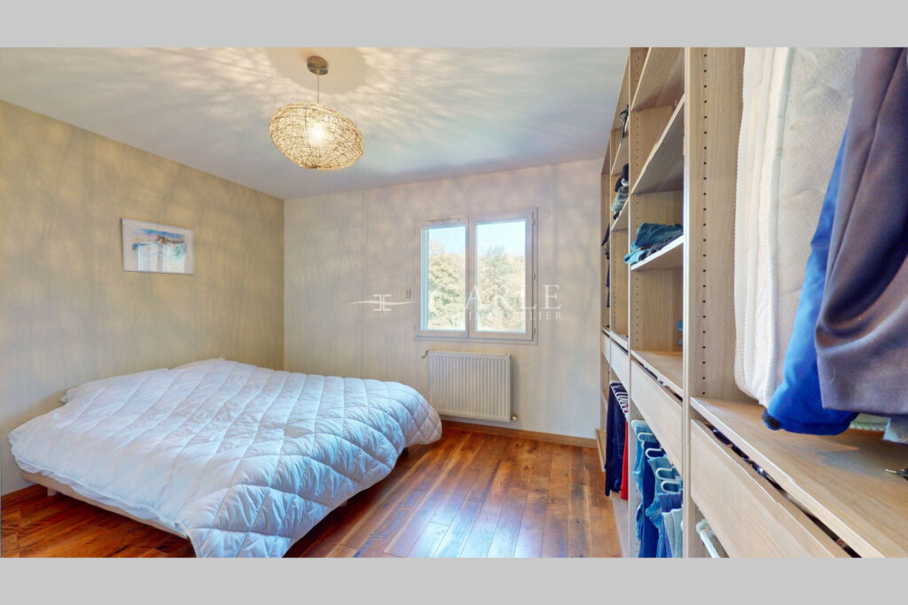 Maison familiale de 97 m² – 4 pièces – 3 chambres – 96.83 m²