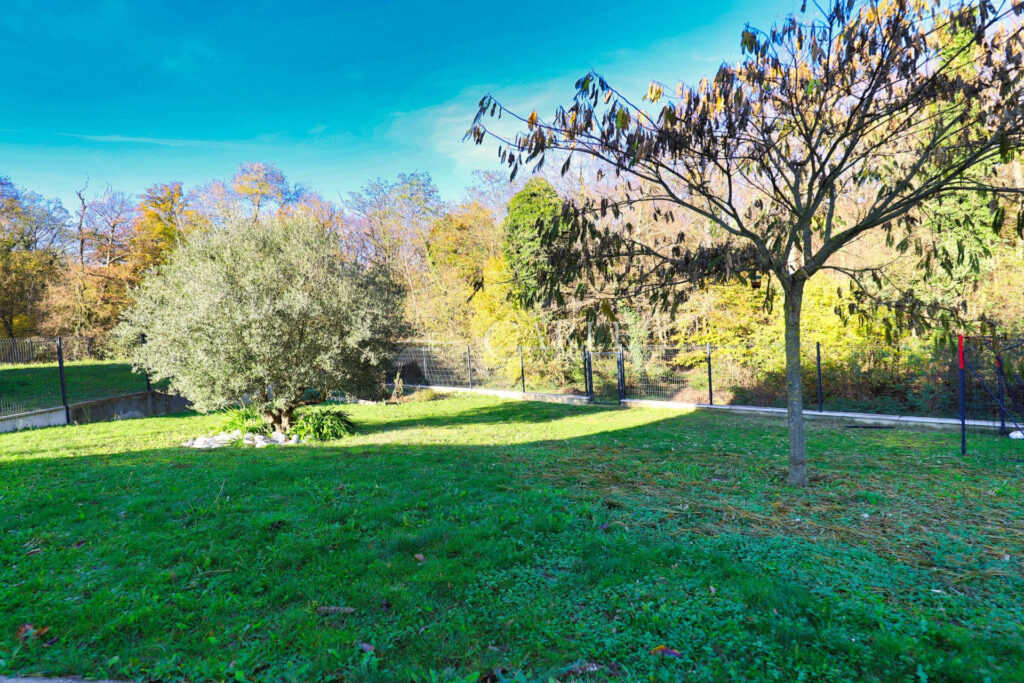 Maison familiale de 97 m² – 4 pièces – 3 chambres – 96.83 m²