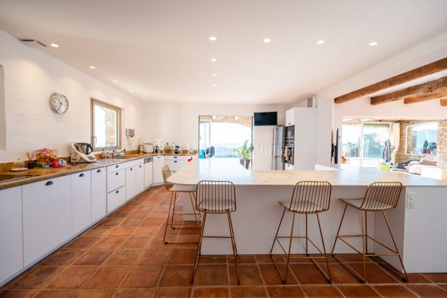 Maison à vendre à Sainte-maxime