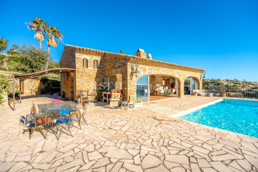 Maison à vendre à Sainte-maxime