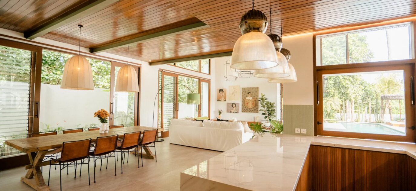 Belle villa balinaise au design exquis – 12 pièces – 5 chambres – 22 voyageurs – 650 m²