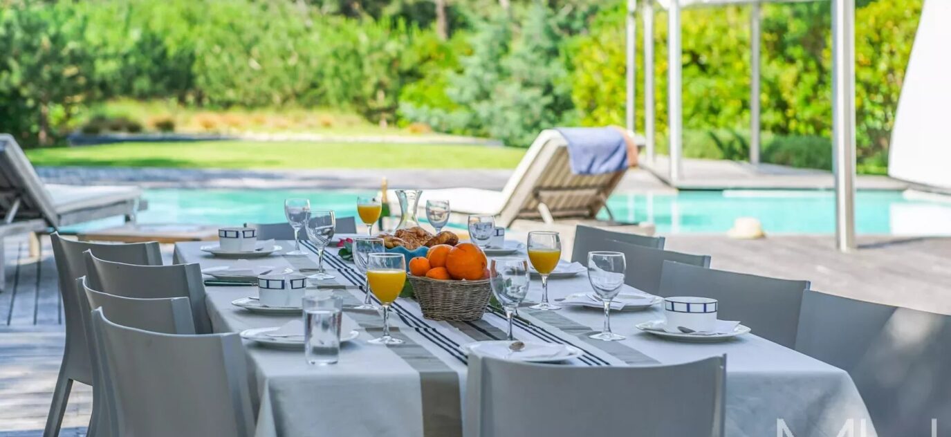 Villa bois avec piscine 12 personnes – Cap Ferret – NR chambres – NR voyageurs