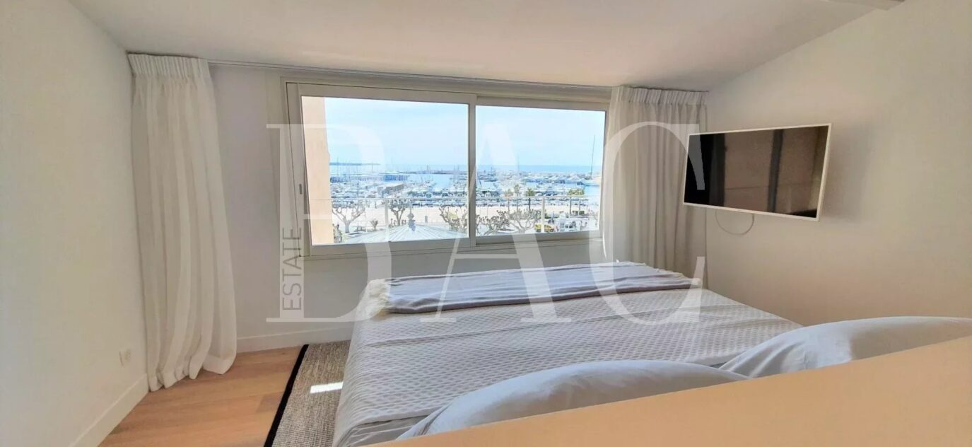 Cannes, appartement avec emplacement recherché – 4 pièces – 3 chambres – 14 voyageurs – 115 m²