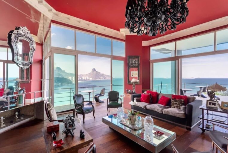 Très belle propriété avec vue mer panoramique située à Joà – 8 pièces – 7 chambres – 990 m²