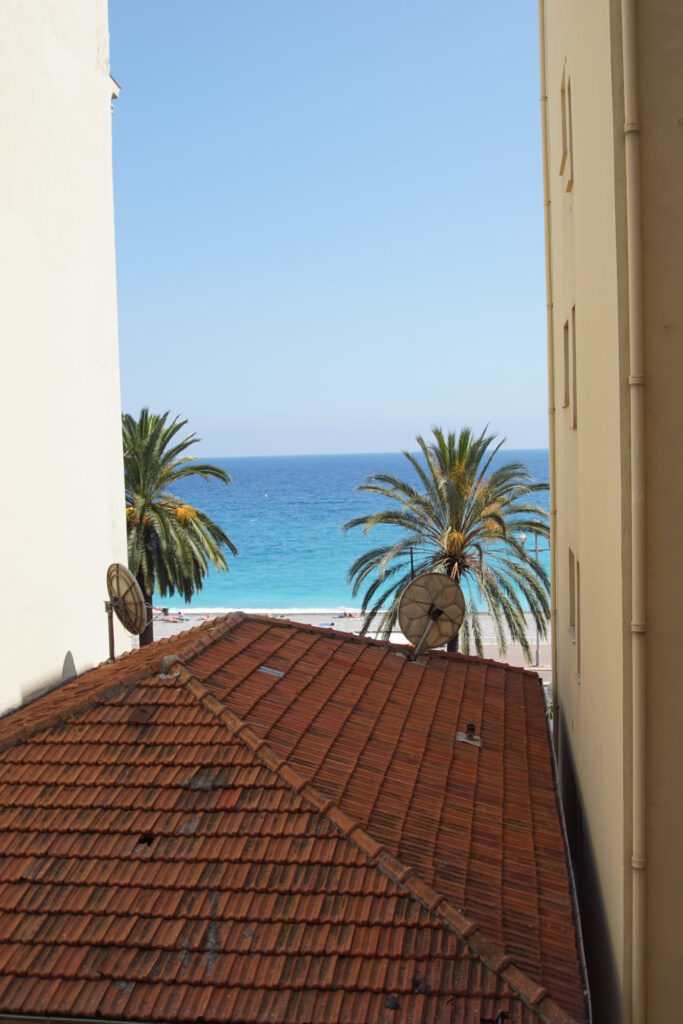 QUARTIER CALIFORNIE  – STUDIO VUE MER – 1 pièce – NR chambres – 26 m²