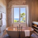 Cap d’Antibes Vue mer – Proche plages de la Garoupe – NR pièces – 7 chambres – 6 voyageurs – 360 m²