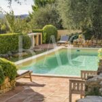 Châteauneuf-Grasse, magnifique villa provençale avec vue panoramique. – 6 pièces – NR chambres – 14 voyageurs – 250 m²
