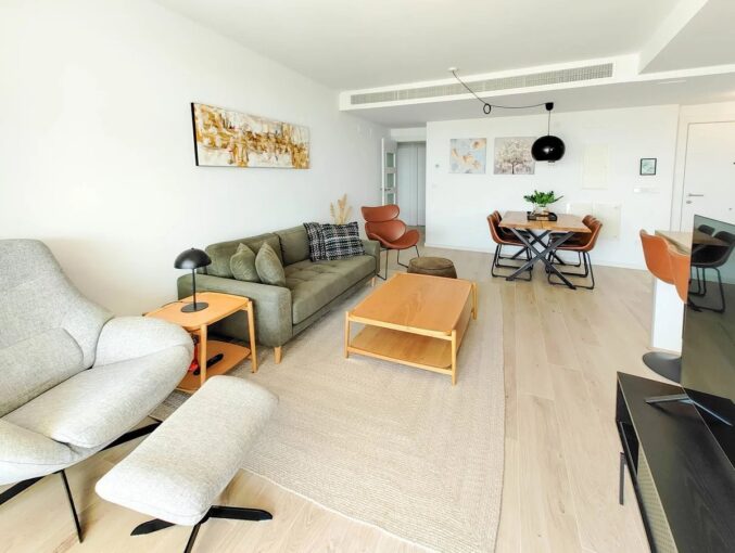 Bel appartement moderne avec piscine située à Estepona – 4 pièces – 3 chambres – 88 m²