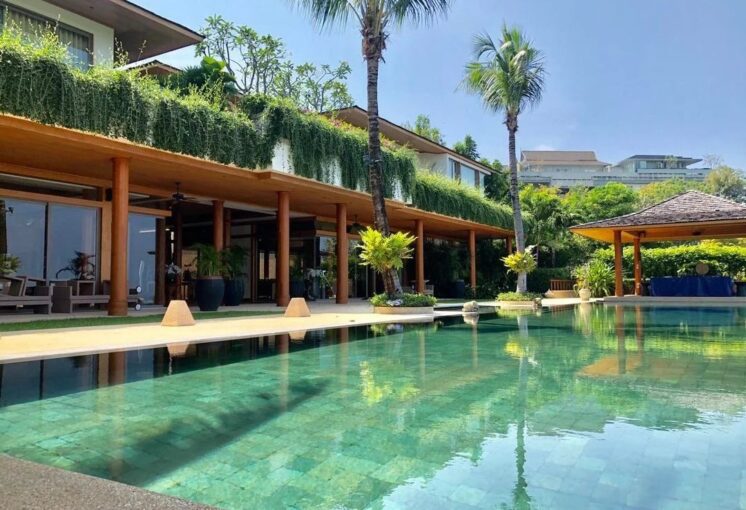 Splendide villa de luxe – 9 pièces – 7 chambres – 3248 m²