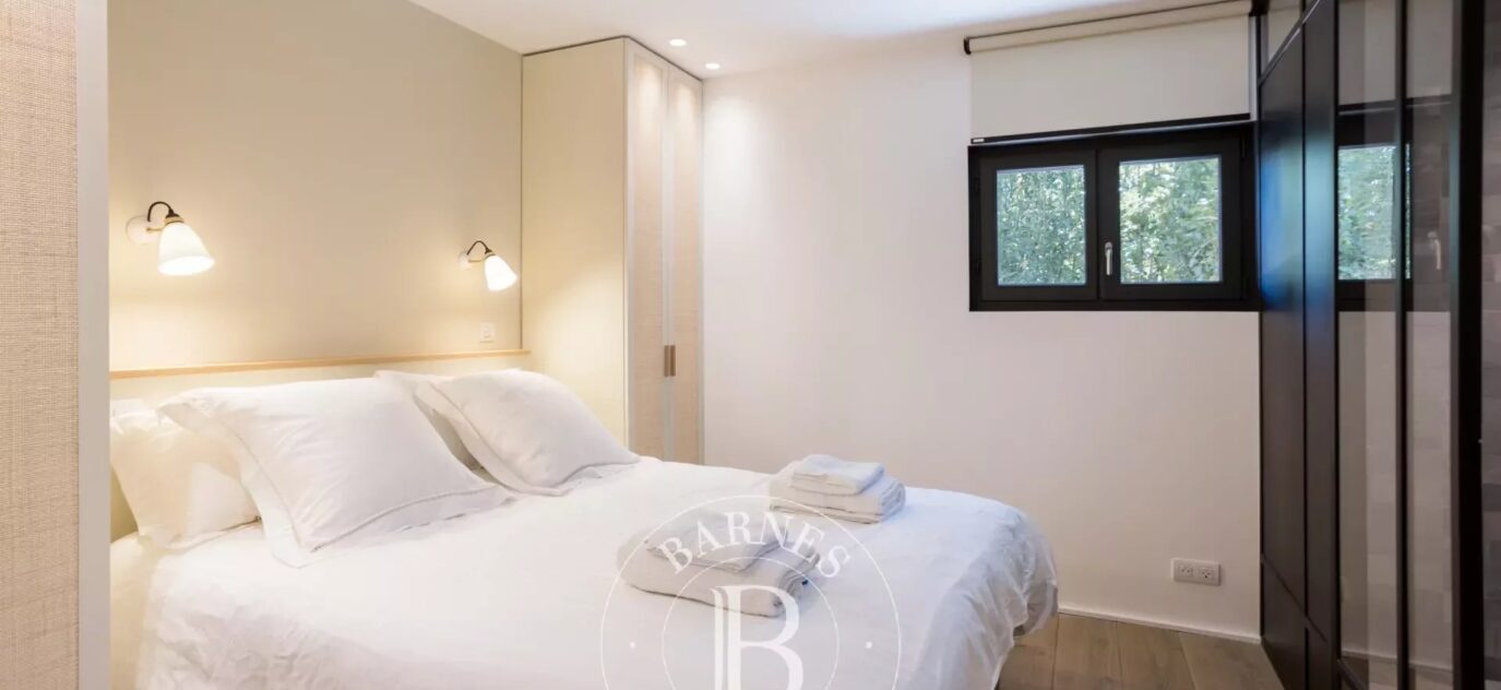 – PLATANES – Villa familiale en plein coeur de Guéthary équipée – – 3 chambres – 1 voyageur – 128 m²