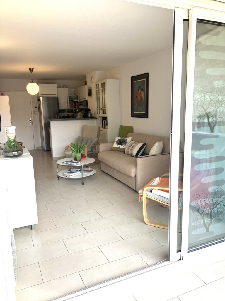 T2 cabine avec ascenceur vue mer et jardin Baie des Iles  – 3 pièces – 1 chambre – 43 m²