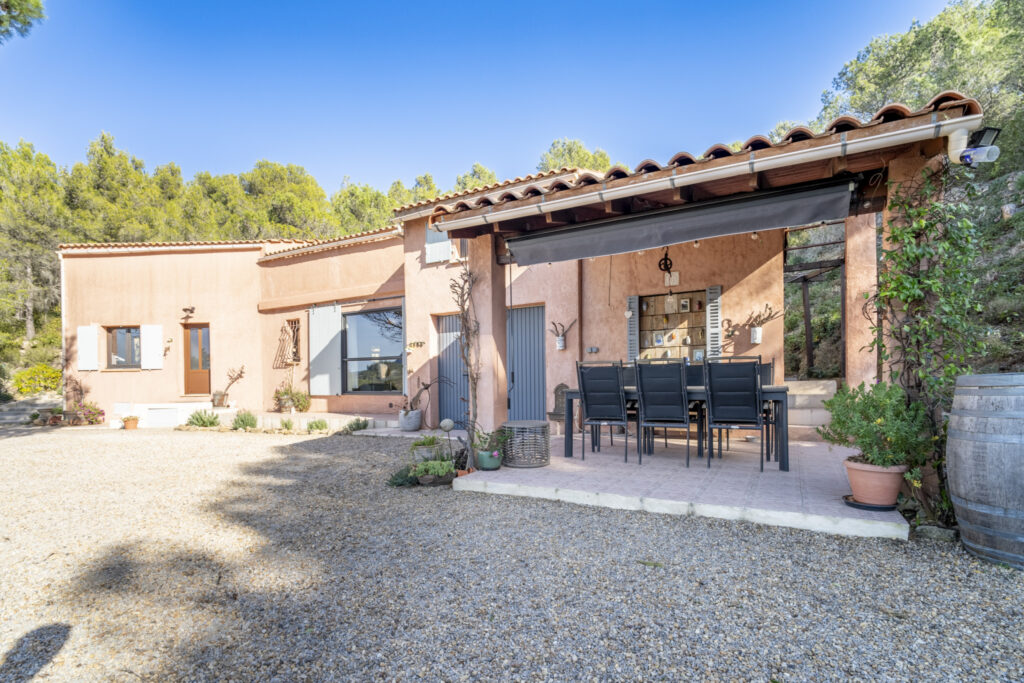 Belle propriété avec vue – 5 pièces – 3 chambres – 138 m²