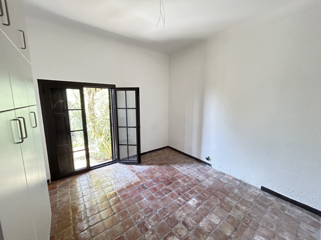 Magnifique maison provençale avec vue panoramique – 8 pièces – 5 chambres – 254.41 m²