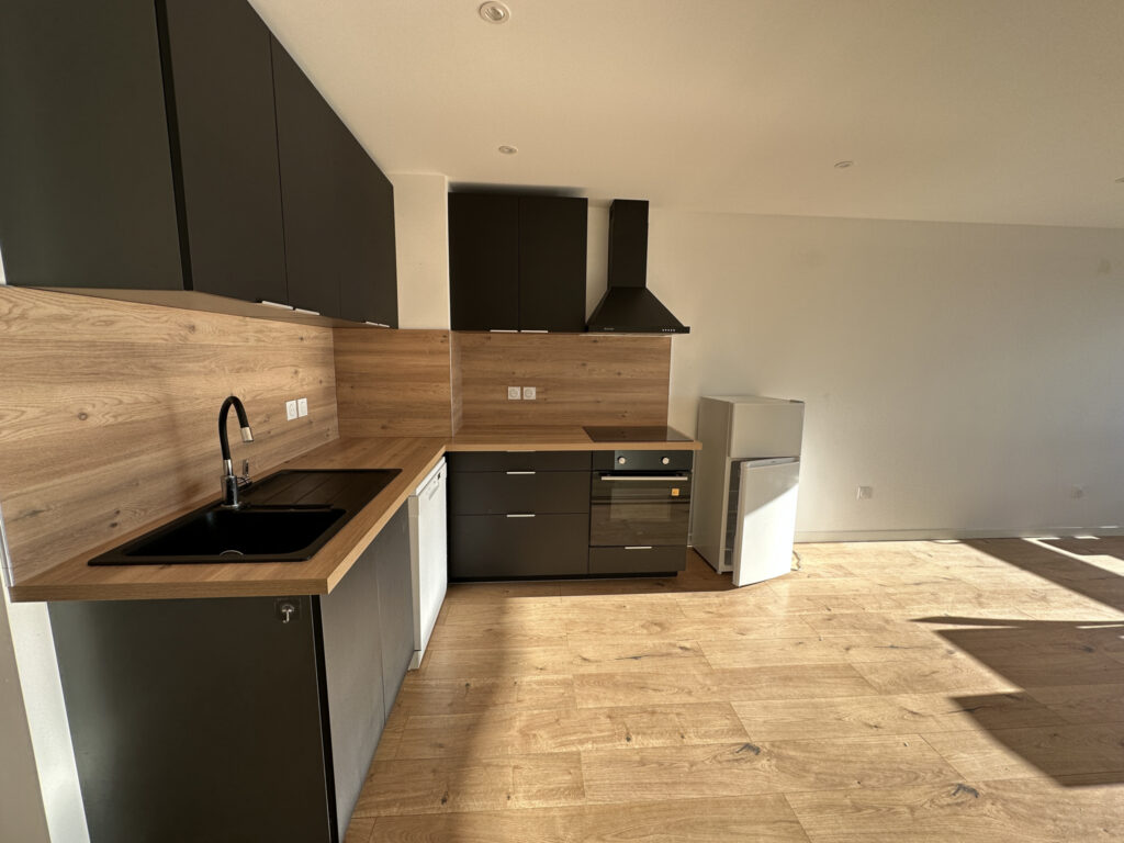 Saint-Cyprien plage – Appartement T4 69m2 avec accès direct  – 4 pièces – 3 chambres – 69 m²