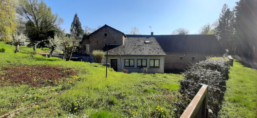 AISNE SAINT-ALGIS Ancien moulin avec étang  – 7 pièces – 4 chambres – 199 m²