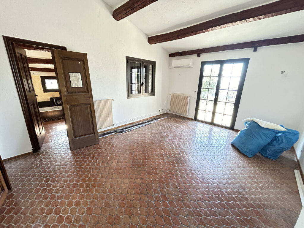 Magnifique maison provençale avec vue panoramique – 8 pièces – 5 chambres – 254.41 m²